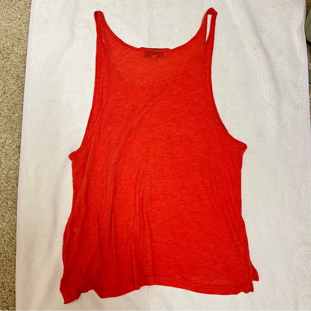 Wildfox red Shark snack tank - Picture 4 of 6